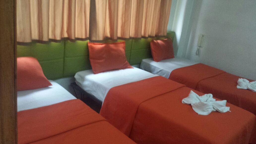Hotel Las Palmas Fontibon โบโกตา ภายนอก รูปภาพ