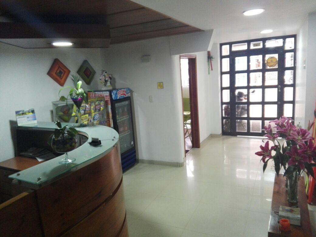 Hotel Las Palmas Fontibon โบโกตา ภายนอก รูปภาพ